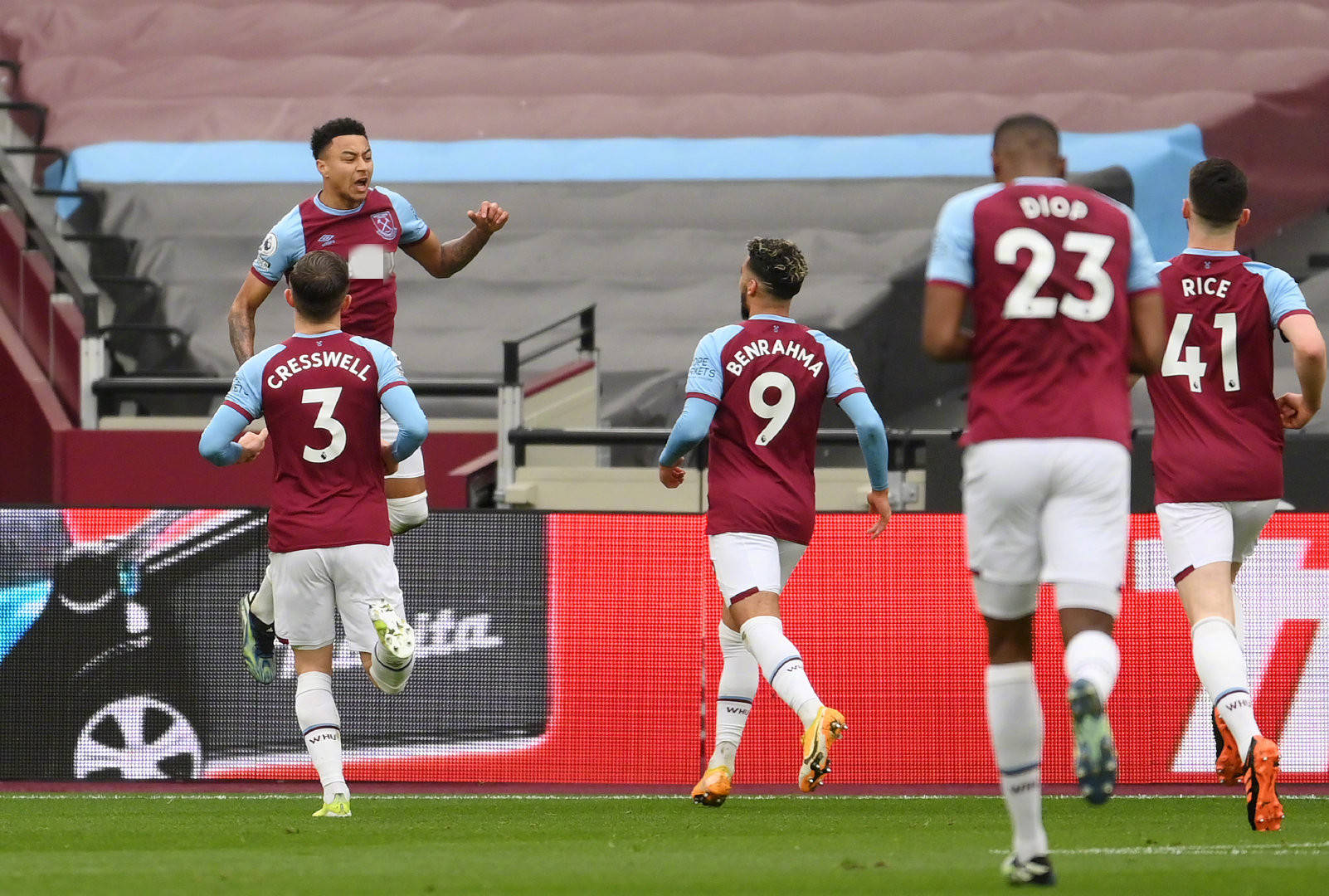 湛表現不僅 湛表現不僅